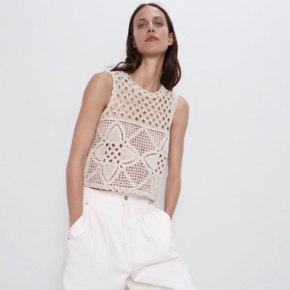 NWT ZARA CROCHET TOP!